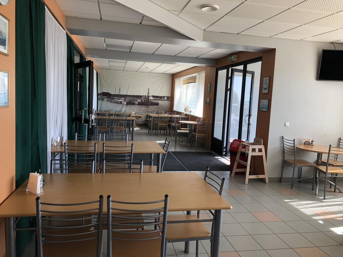 黑尔特迈酒店 Heltermaa 外观 照片
